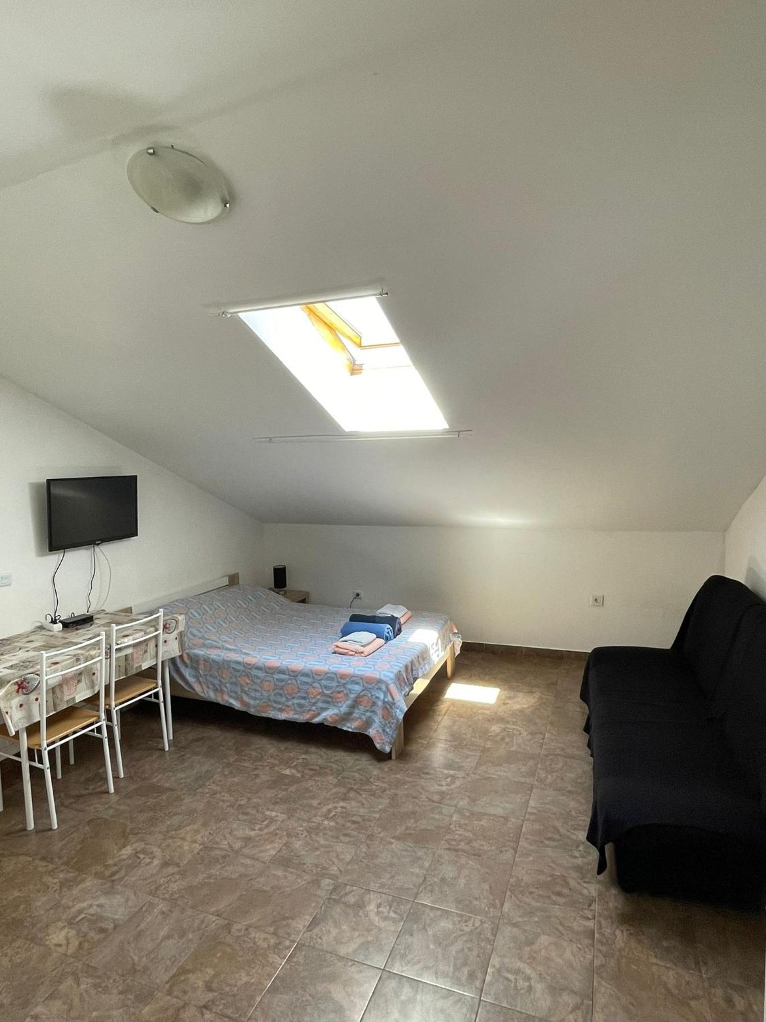 Dejan Apartmán Pula
