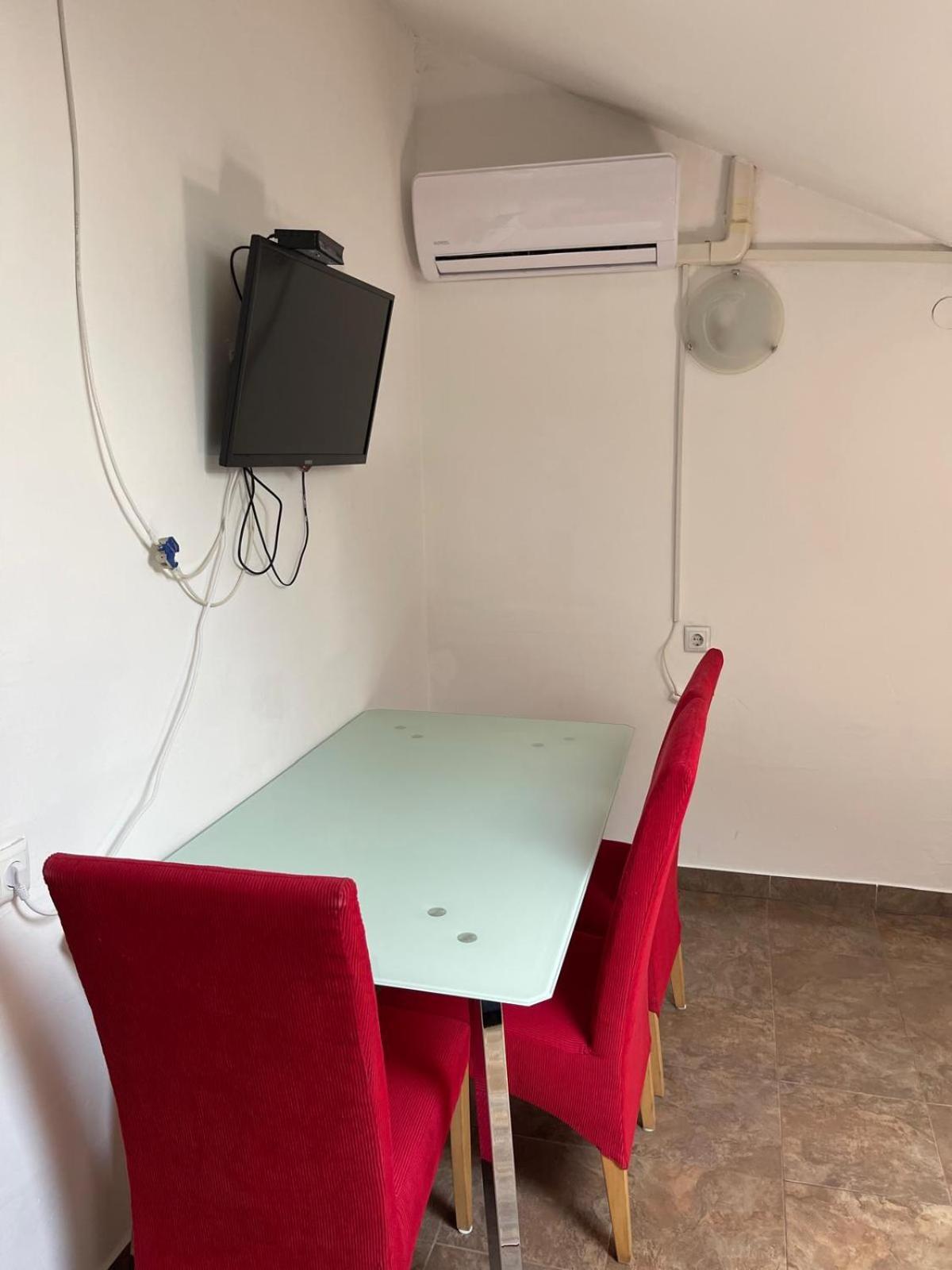Dejan Apartmán